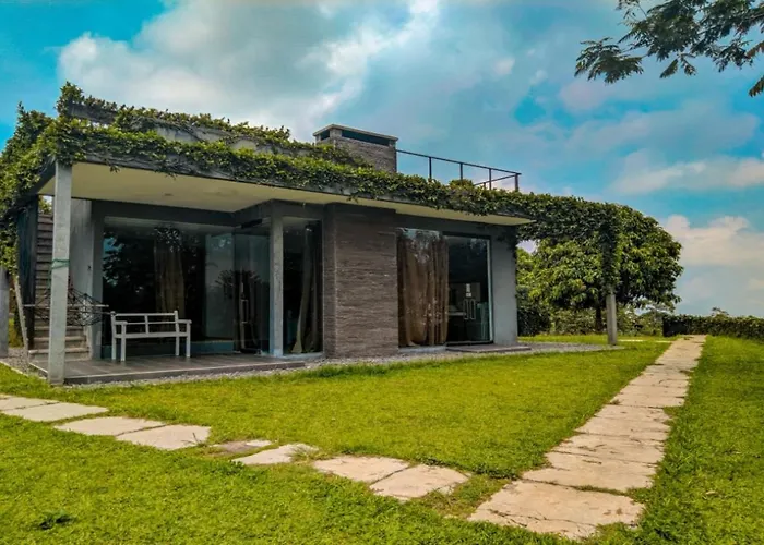 OYO Home 91250 Desa Wisata Taraju