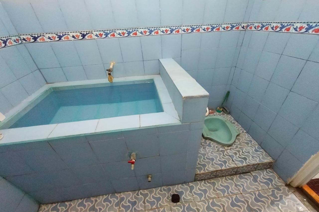 Oyo 91250 Desa Wisata Taraju
